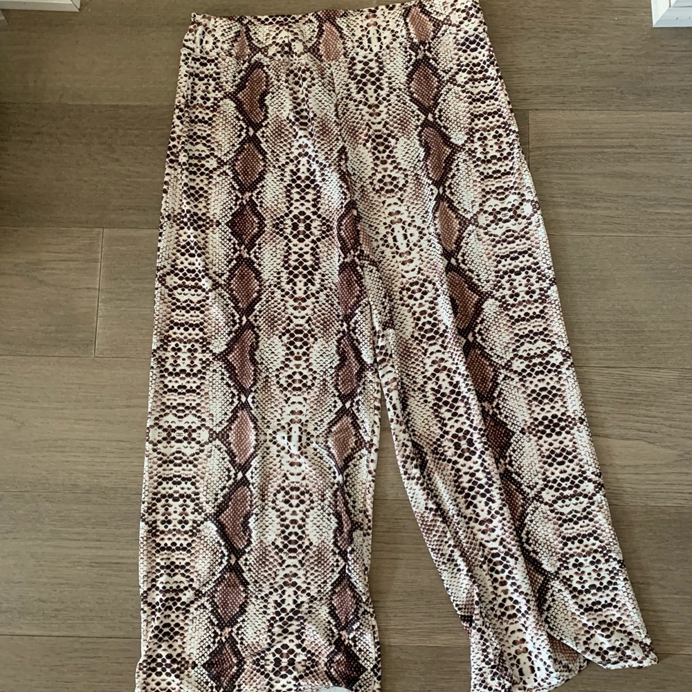 Boohoo Snake Print Culottes